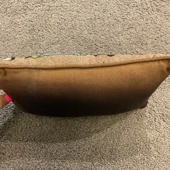 NEW Vintage ‘New Shoes Cure The Blues’ Vintage Decorative Bed Chair Dress Pillow - Picture 6 of 6